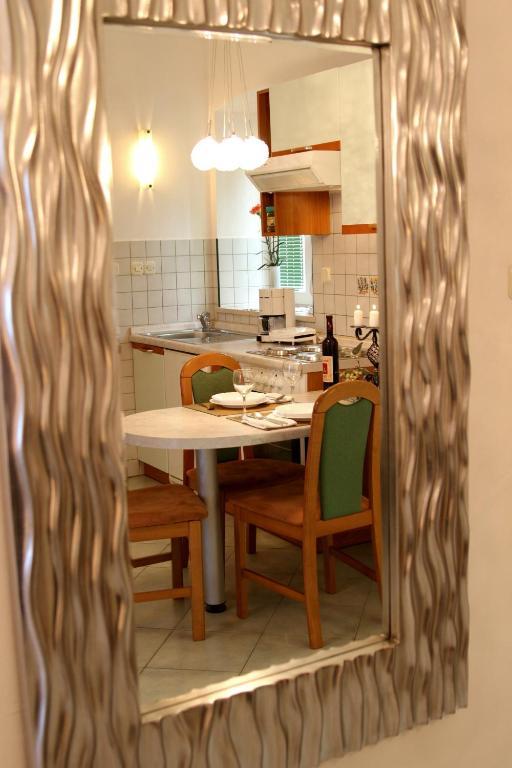 Apartments Amore Bol Room photo